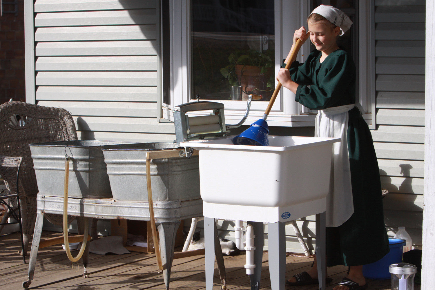 Hand Washing Clothes: Washing Machine Broken? • Homestead Lady